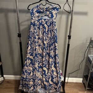 SHEIN Strapless Blue and Cream Floral Dress